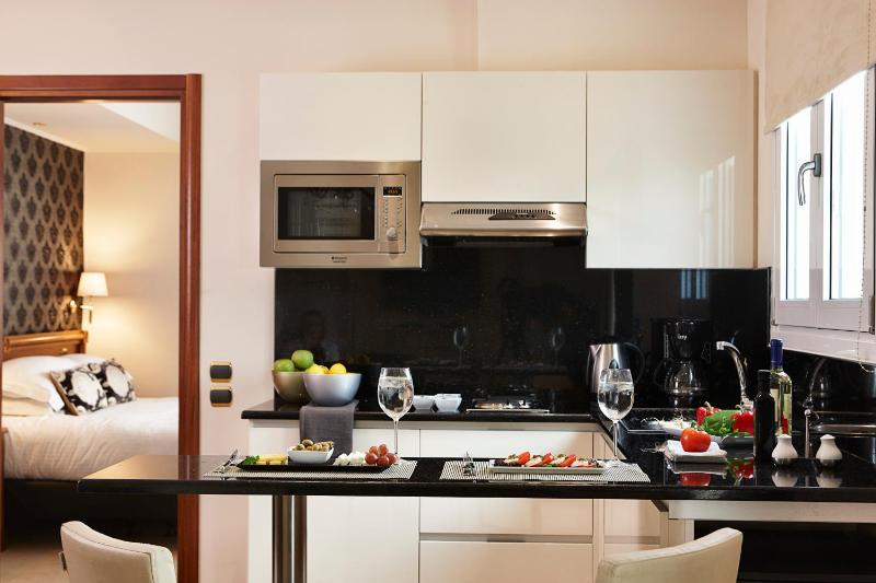Exclusive Suite image 2