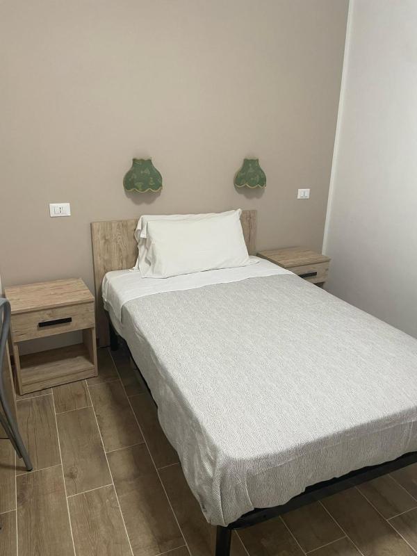 Deluxe Single Room image 1