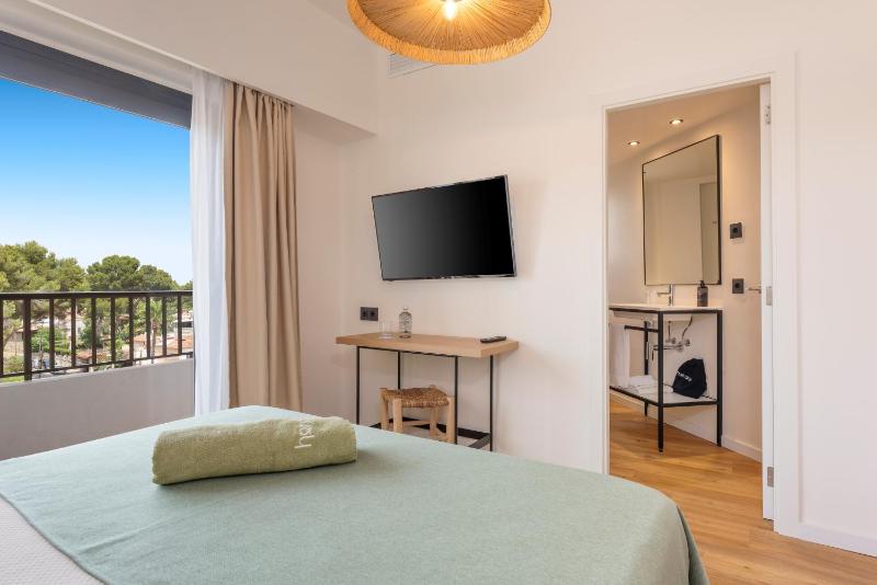 Superior Single Room - Unlimited Brunch image 3