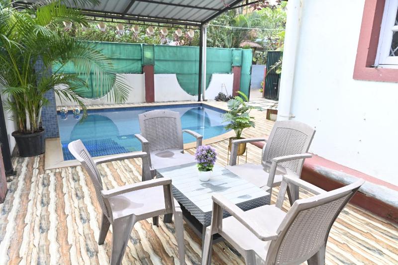 GR Stays - 3Bhk Private Villa in Calangute with Private Jacuzzi Pool - image 2