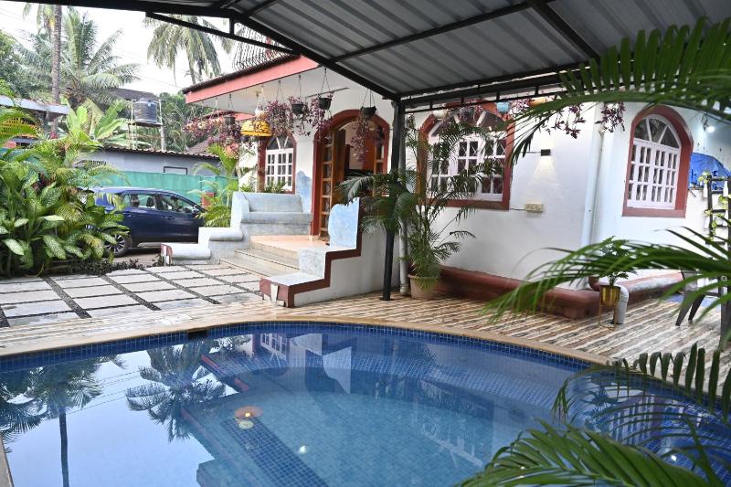 GR Stays - 3Bhk Private Villa in Calangute with Private Jacuzzi Pool - image 13