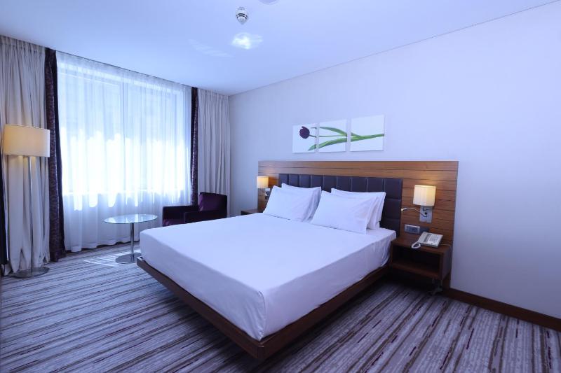 One-Bedroom King Suite image 1