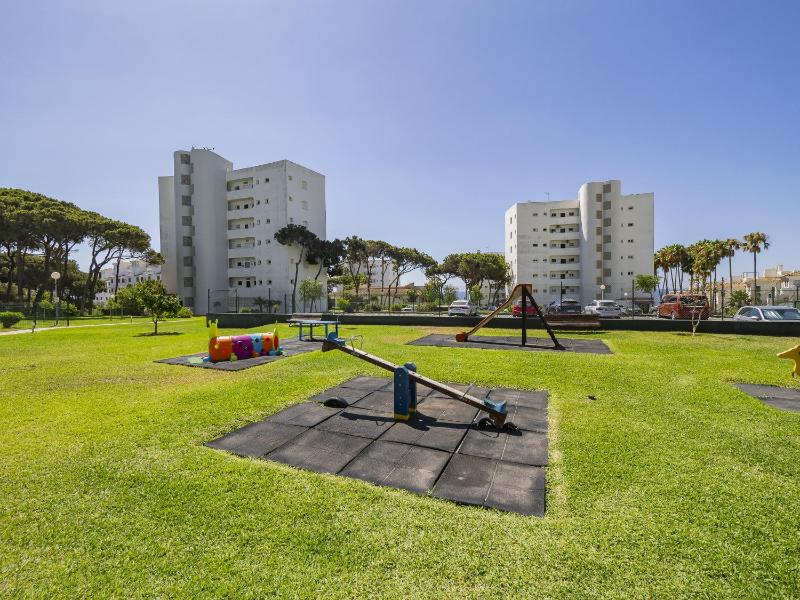 Cubo's Apartamento Algaida Calahonda Beach - image 14