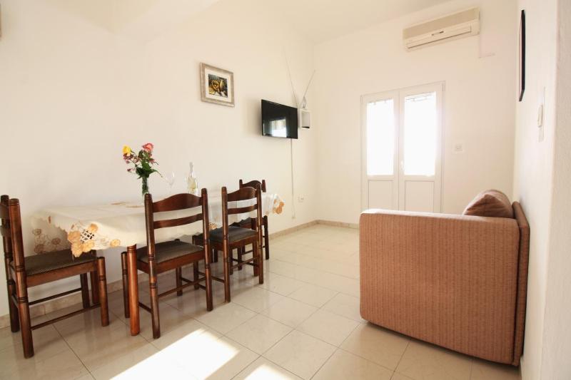 Two-Bedroom Apartment with Terrace and Sea View image 1
