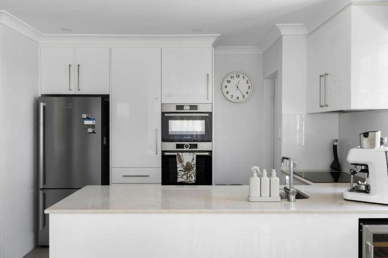 The Nest Luxury Apartment 100m to the Beach - image 5