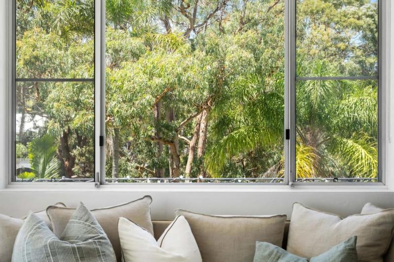 The Nest Luxury Apartment 100m to the Beach - image 33