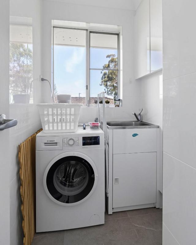 The Nest Luxury Apartment 100m to the Beach - image 20