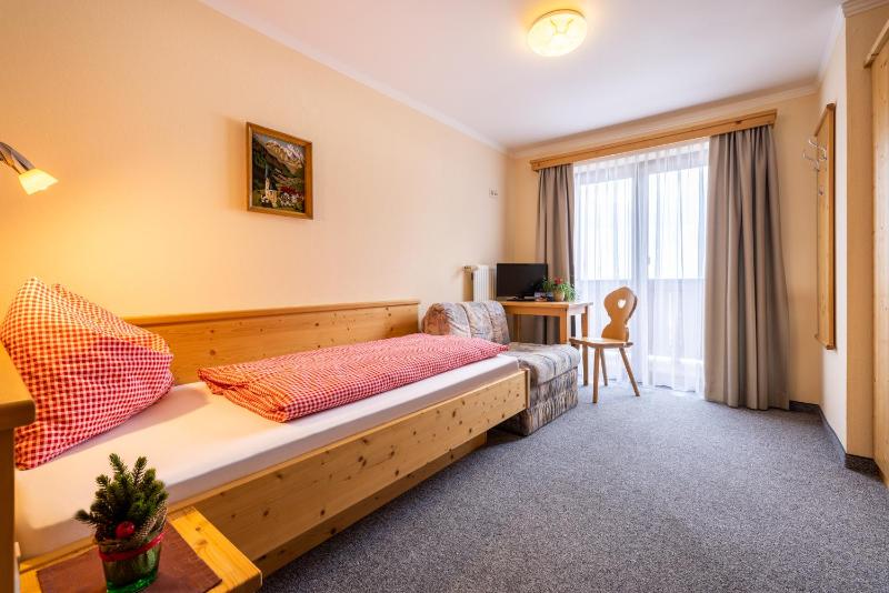Single Room image 1