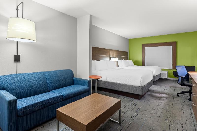 Suite with Two Queen Beds image 1