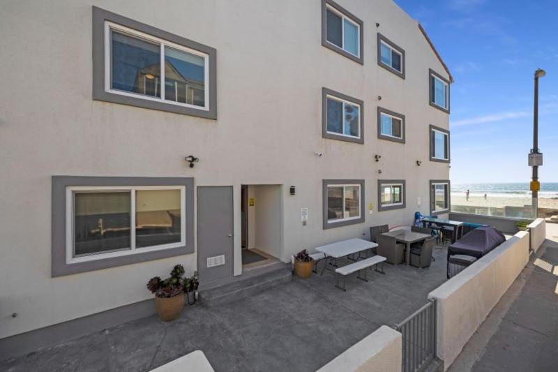 107-Oceanfront Lux 17 - image 13