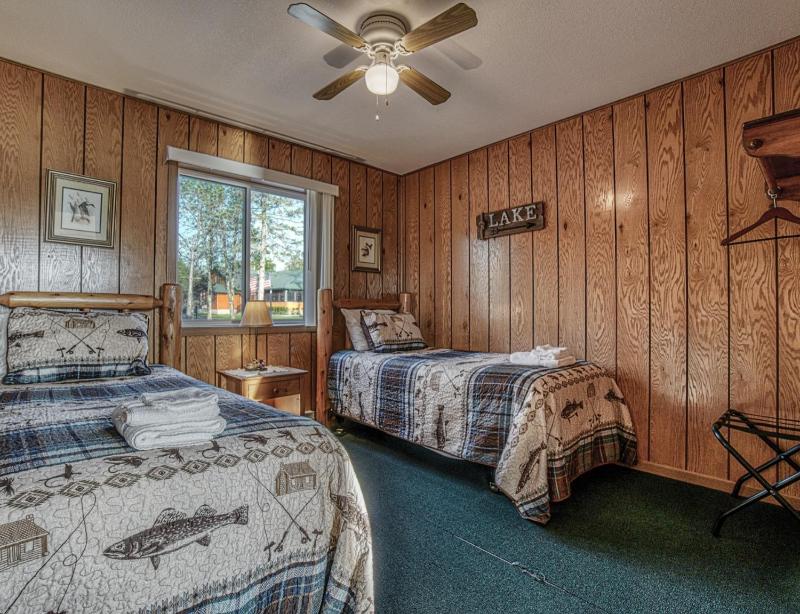 Two-Bedroom Suite image 4