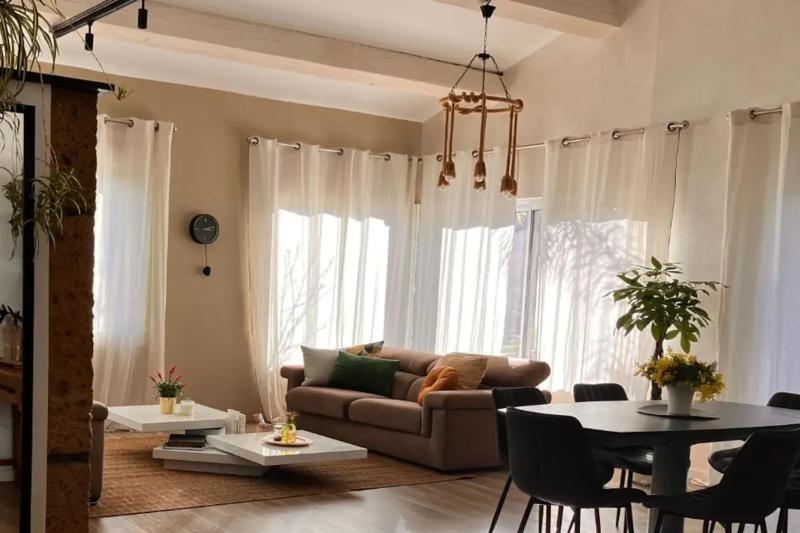 Maison conviviale à Fréjus avec piscine à débordement - image 21