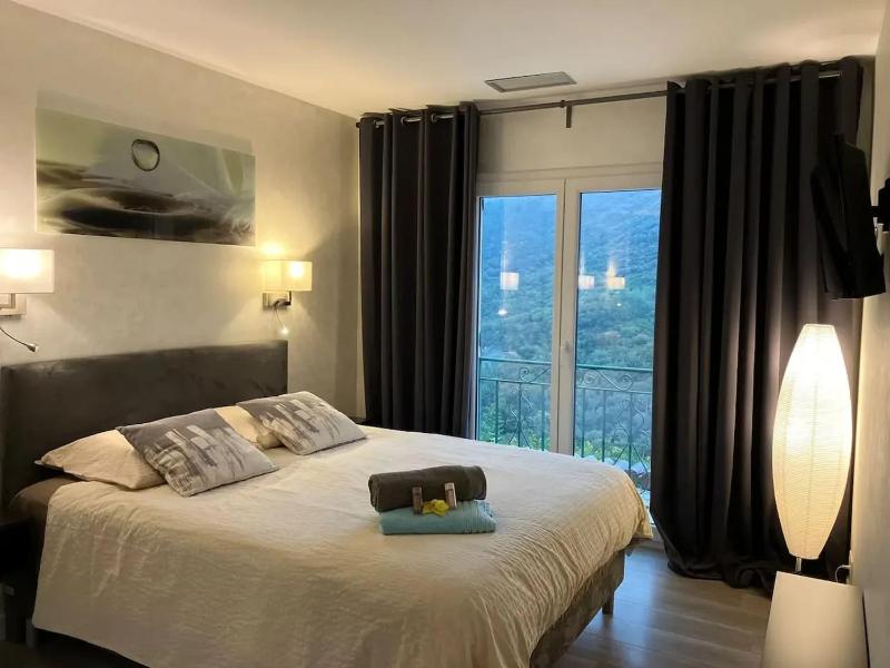 Maison conviviale à Fréjus avec piscine à débordement - image 28