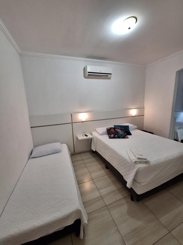Hotel Hospedagem Palhoça com piscina - image 12