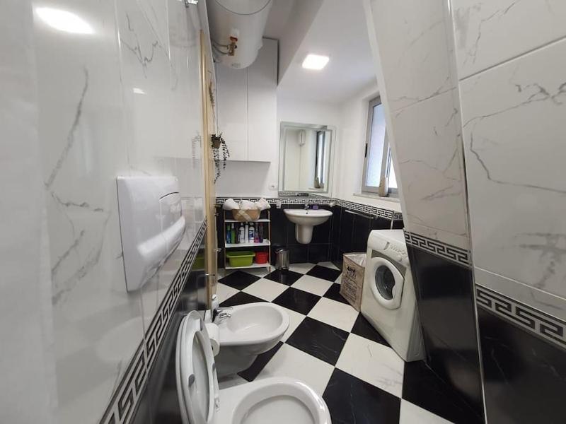 Jozef Apartment - image 2