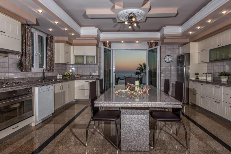 Villa with Sea View image 2