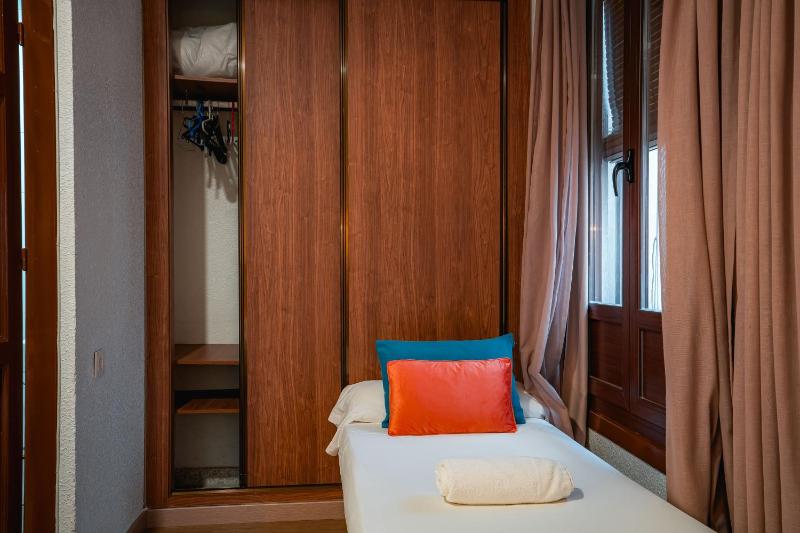 Triple Room image 3
