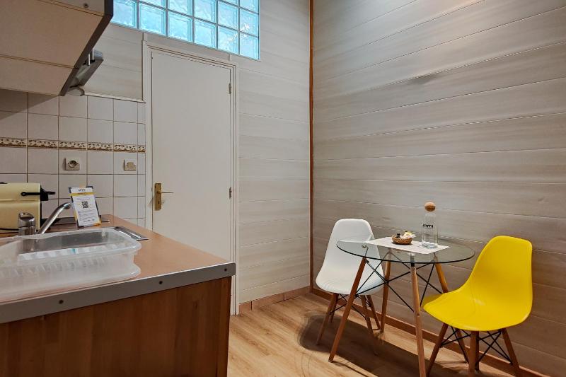 Standard Double Studio image 3