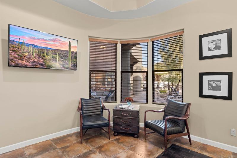 The Debonair Derby by PaseoHomesAZ with Heated Pool - image 34