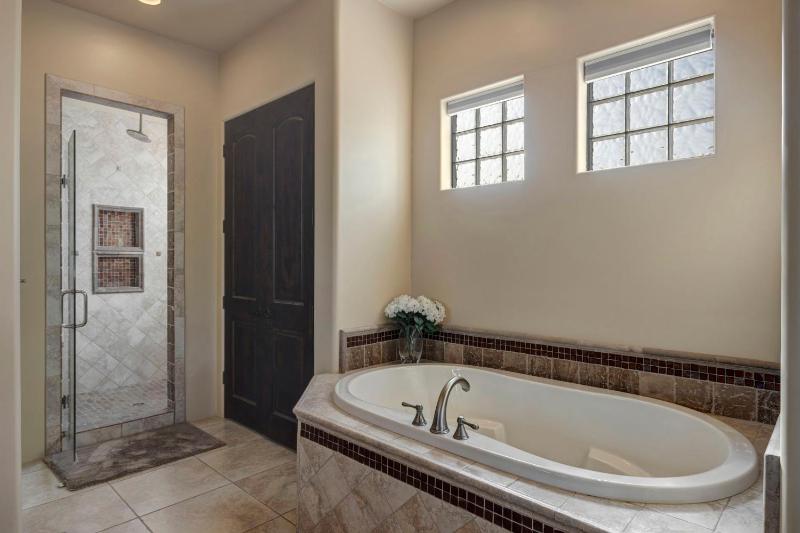 Rio Verde's Gelderland by PaseoHomesAZ with Heated Pool - image 20