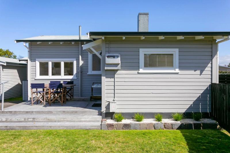 Mere Cottage - image 5