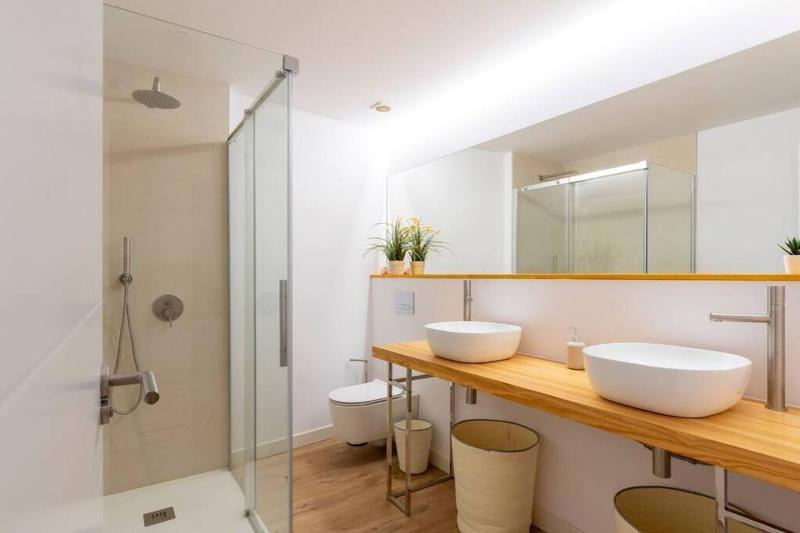 Piso moderno en el centro - image 19