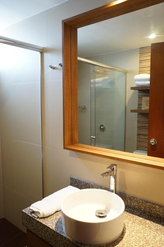 Penthouse near Larcomar 7BR AC Fast Wifi - image 2