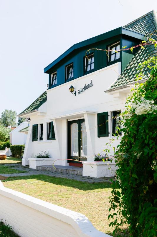 Villa Westland - image 1