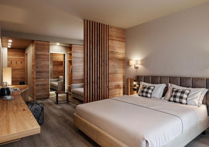 Deluxe Triple Room image 1
