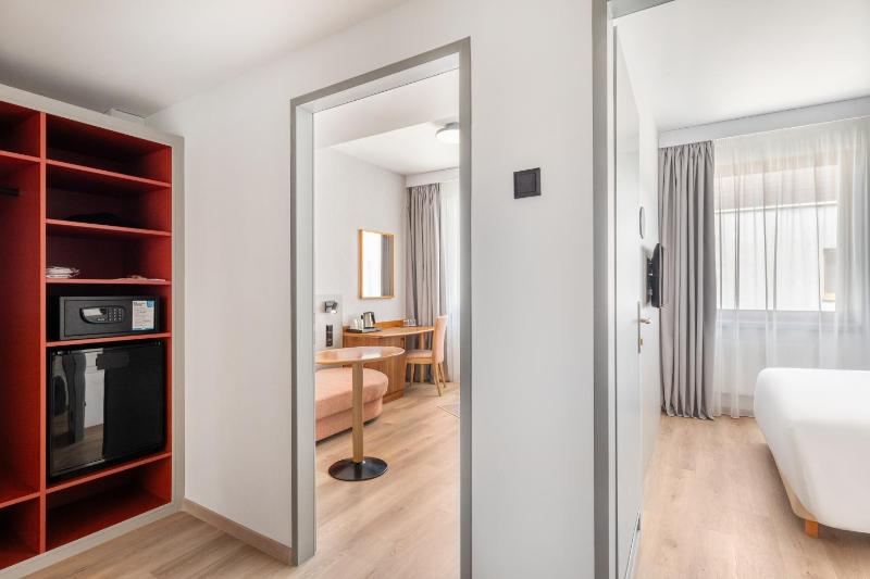 Junior Suite image 4