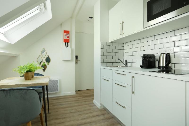 1 Bedroom Apartment image 4