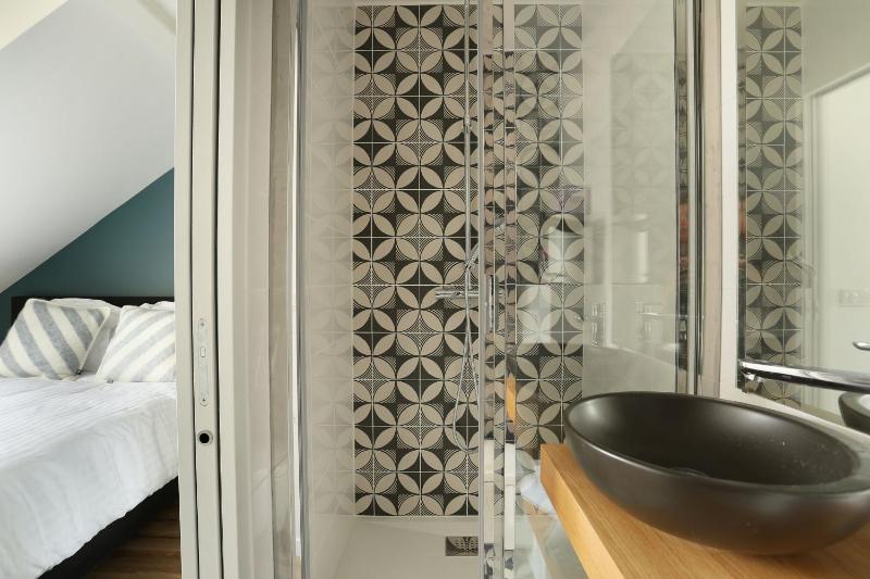 1 Bedroom Apartment image 2