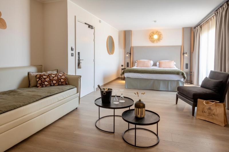 Junior Suite with Sea View image 1