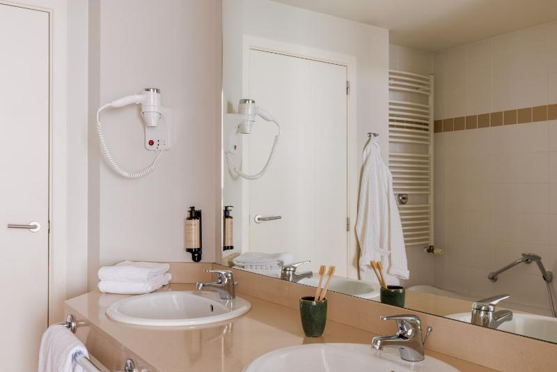 Superior Room image 2