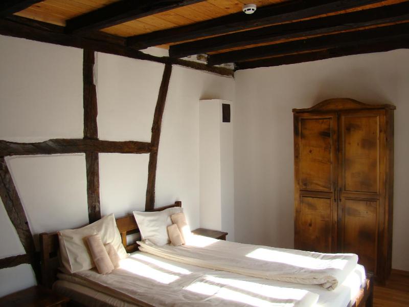 Two-Bedroom Apartment with Garden View image 4
