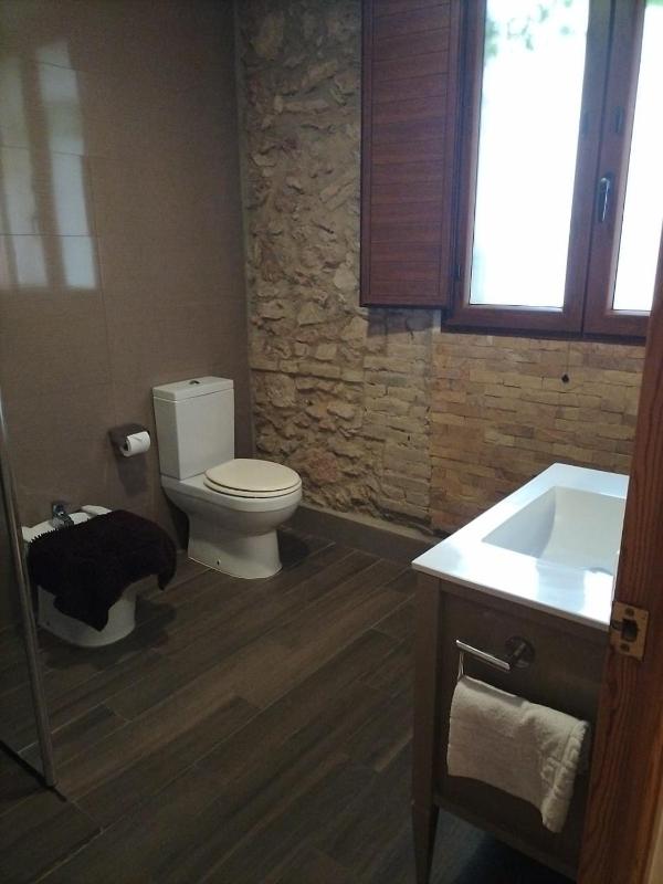 Double Room with Spa Bath image 4