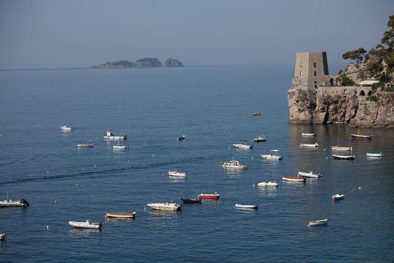Quadruple Room with Sea View image 4