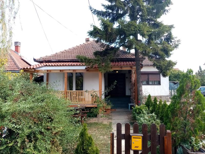 Two-Bedroom House image 3