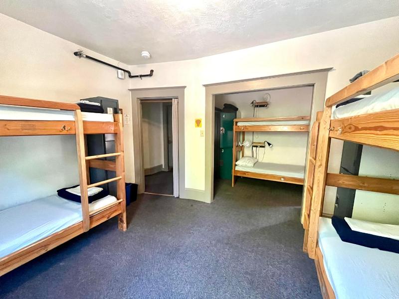 Northwest Portland Hostel - image 15