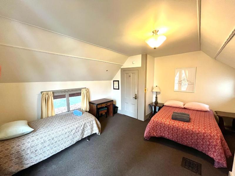 Northwest Portland Hostel - image 42
