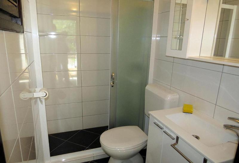 House Tia - image 11