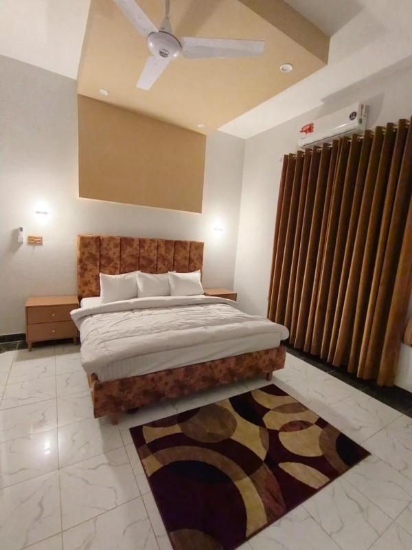 Hotel Roomi Rezidor Multan - image 3
