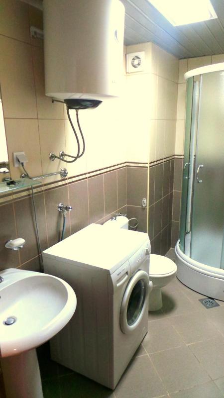 One-Bedroom Apartment with Balcony image 2
