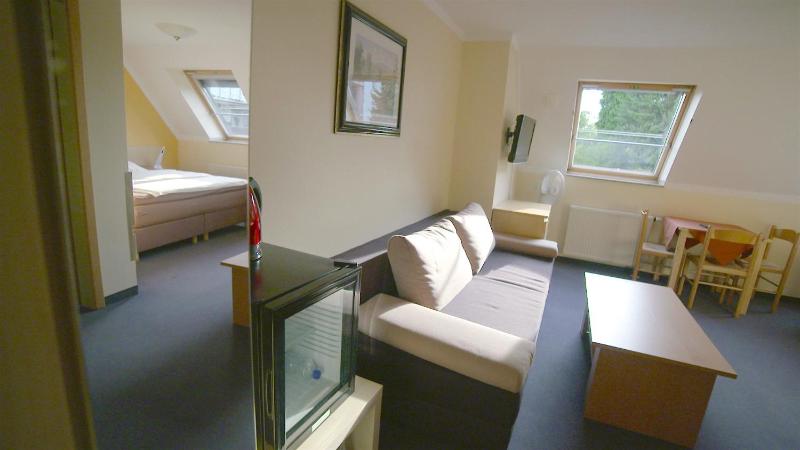 Triple Room image 2