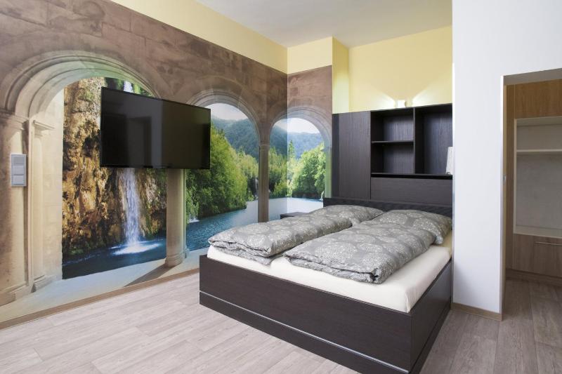 Double or Twin Room with Extra Bed image 1
