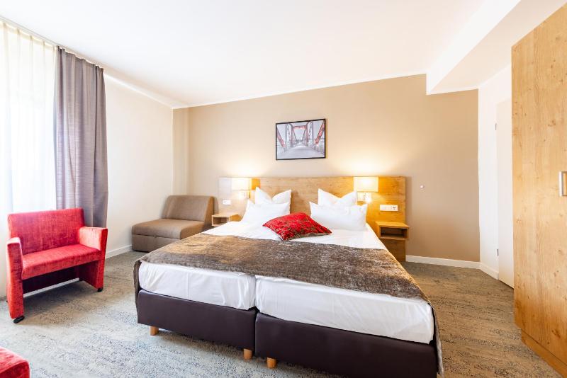 Comfort Double Room image 3