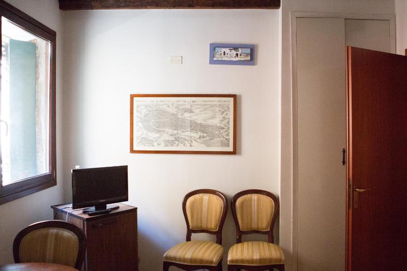Two-Bedroom Apartment (4 Adults) - Calle Cicogna o Trevisana, Castello 6219 image 3