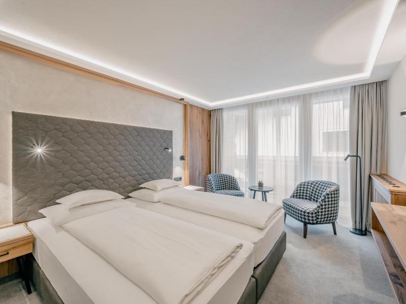 Junior Suite image 3