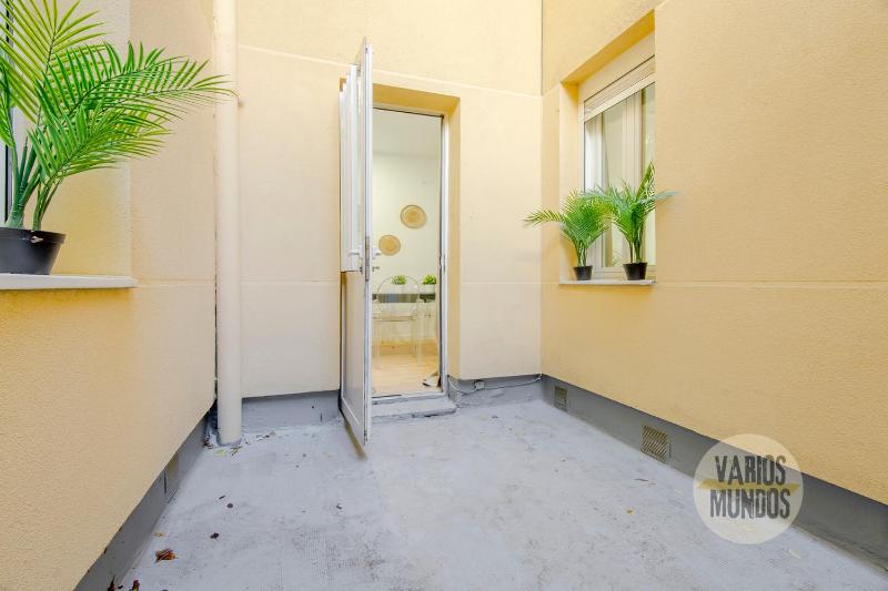 Acogedor Apt para 5pax en el corazon de Chamberi - image 4