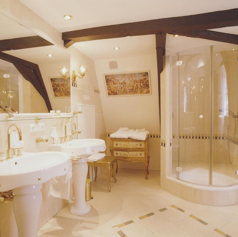 Suite image 1